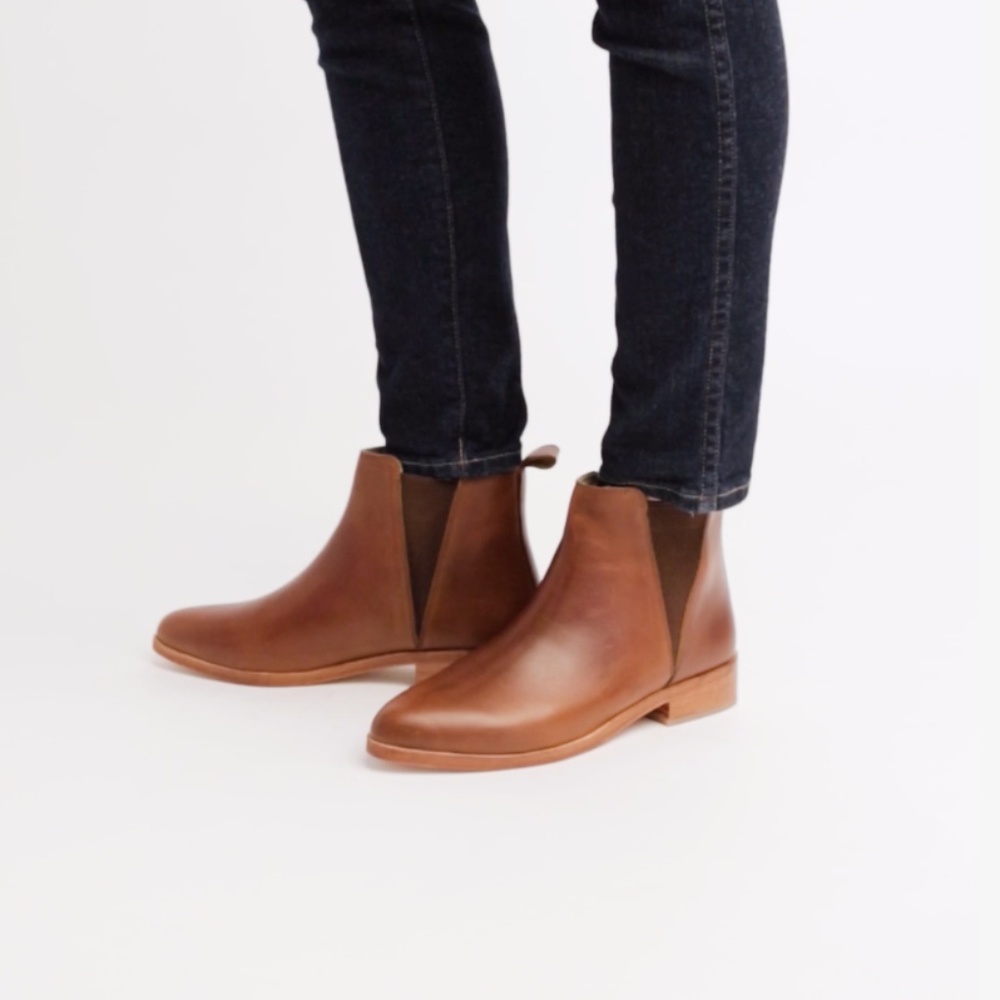 Nisolo Chelsea Ankle Boot in Brandy Size 7